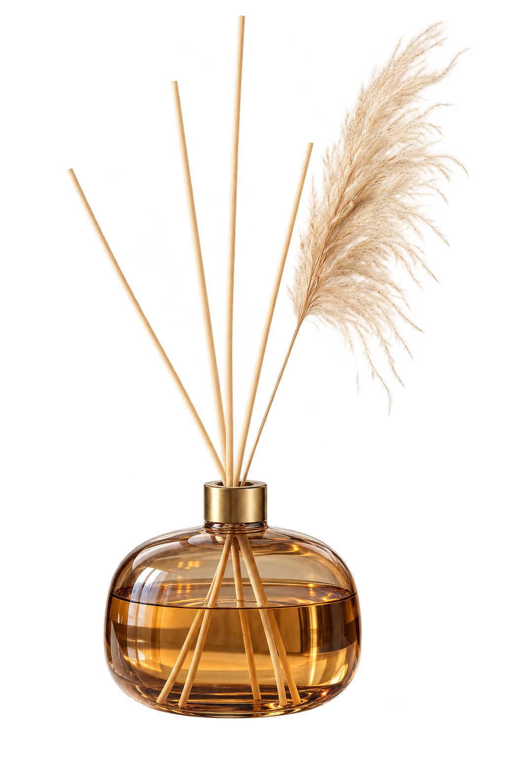Cedar Reed Diffuser with fine reeds and feathery pampas fibers